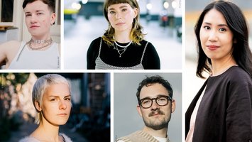 die 5 Autor*innen schauen in die Kamera